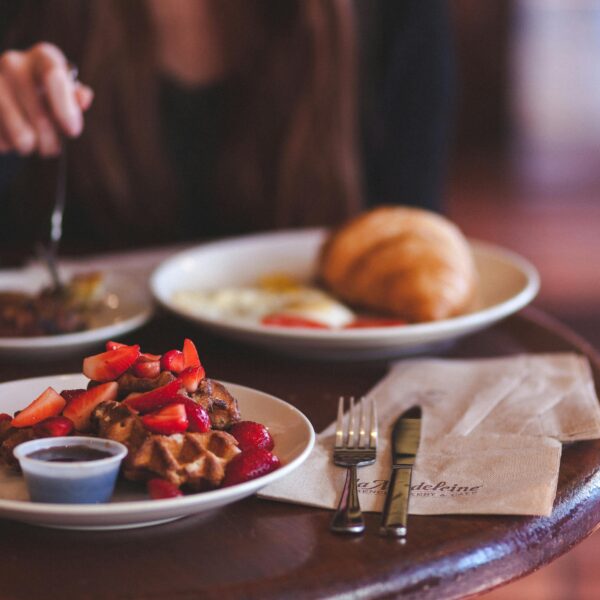 Report | Is Early Breakfast The Secret to a Longer Life?